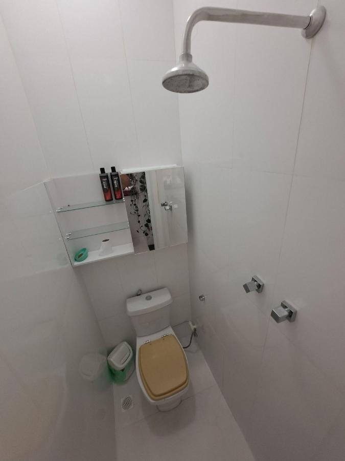 Quarto Privativo No Melhor De Botafogo Com Anfitria - Home With Host 里约热内卢 外观 照片